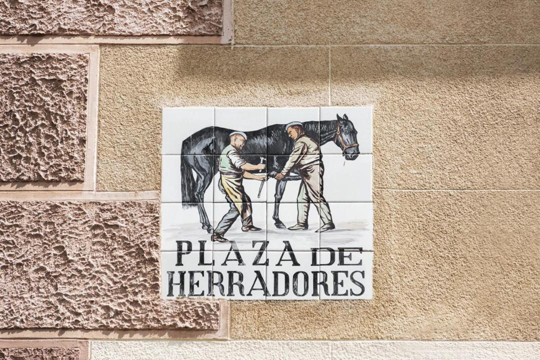 Luxury And Cozy- 2 Bedrooms 2 Bathrooms -Mintystay- Herradores Madrid Exterior foto